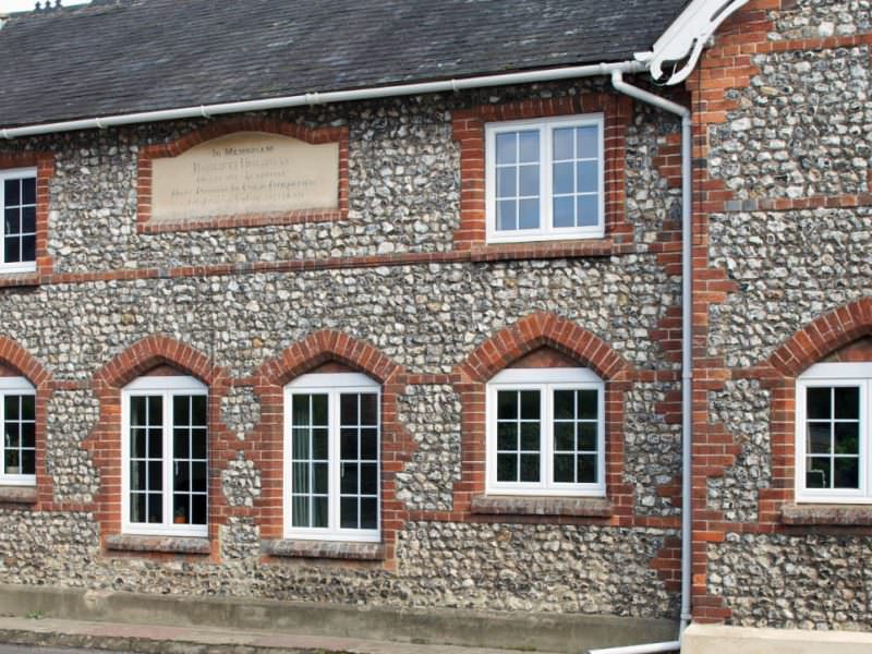 5 Double Glazing Scams & Hard Sell Tactics to Avoid in 2026