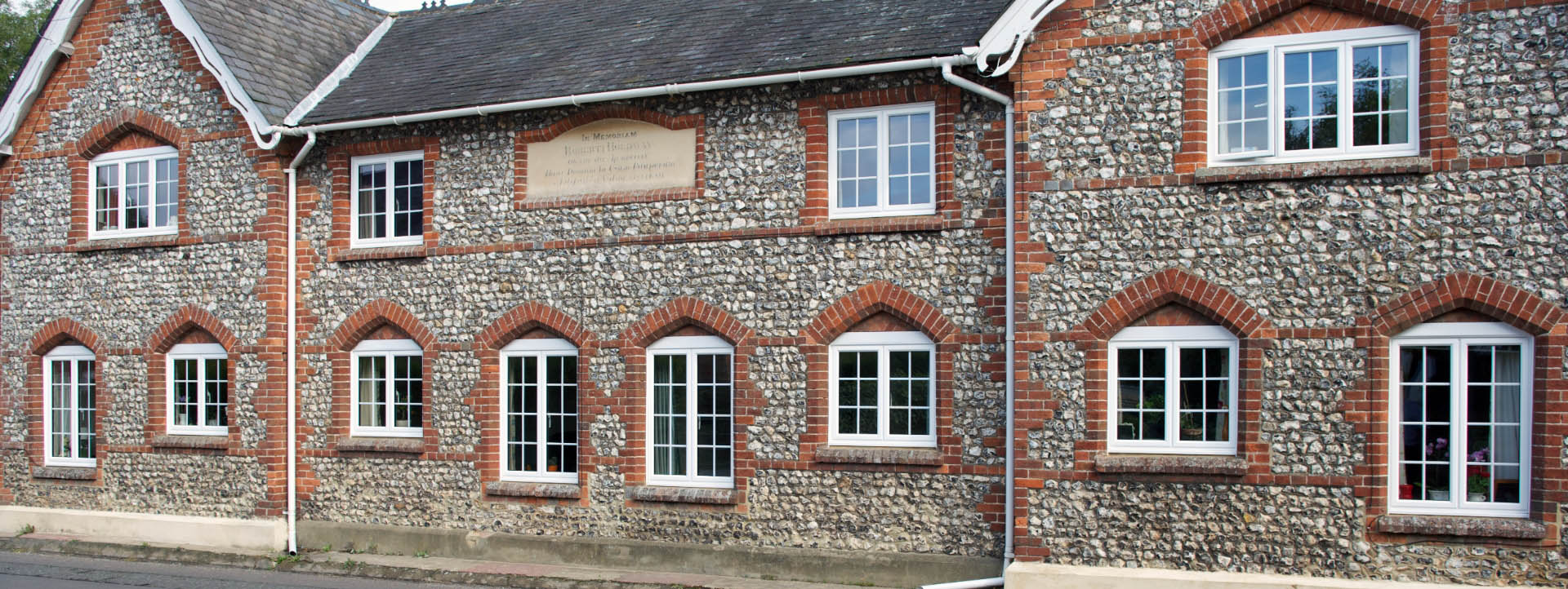 5 Double Glazing Scams & Hard Sell Tactics to Avoid in 2026