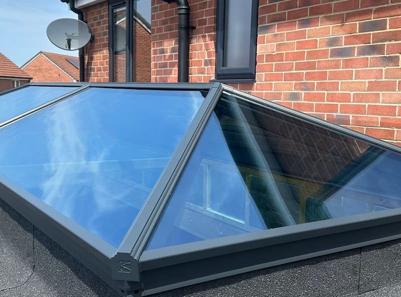 KJM launch the new Planitherm glass range