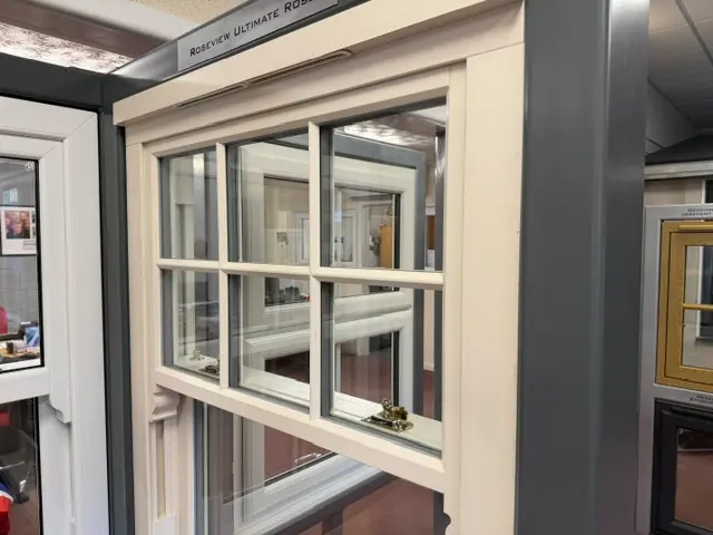 Full grid of astragal bars showing the internal spacer bar mimicking individual panes