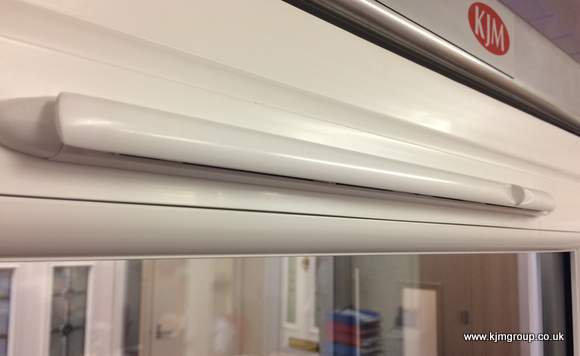 Trickle vent-pramínek ventilátor