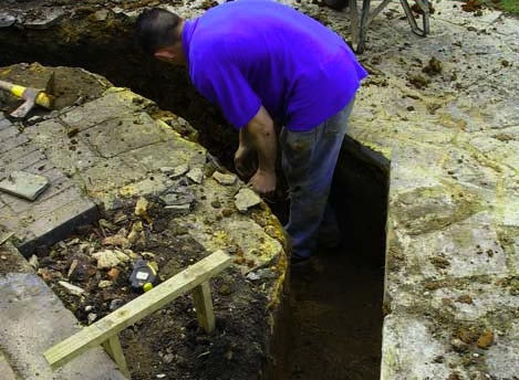 Our builder in the footings