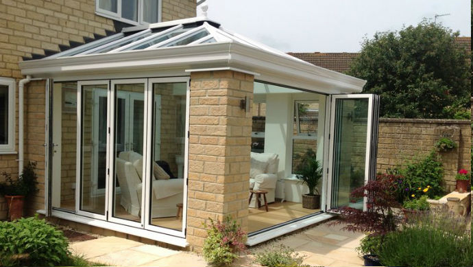 LivinRoom conservatory built with Cotswold stone